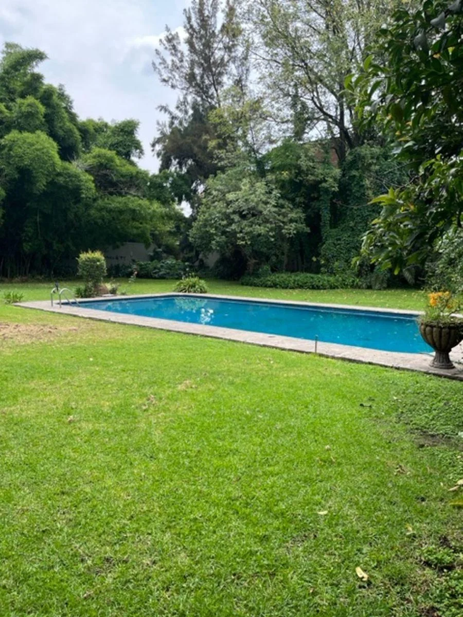 Atención Inversionistas Casa en Venta en Residencial Victoria a Valor de Terreno